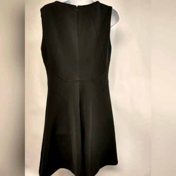 Ivanka Trump Classic Black Dress Fit & Flare Gold Chain Detail Size 12 - Picture 10 of 11